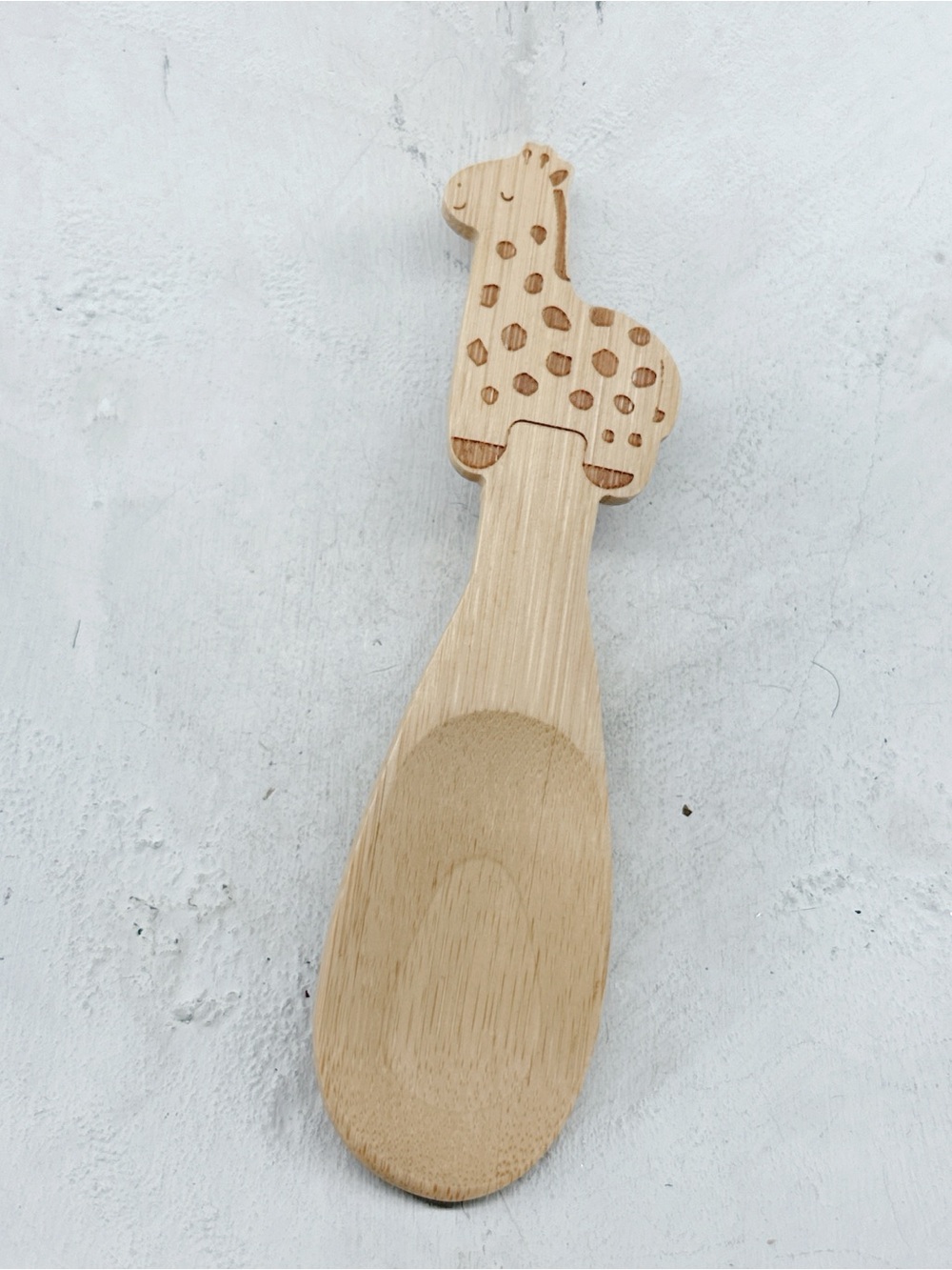5054mc. Giraffe Wooden Spoon